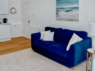 Tides Reach - Torquay - 7
