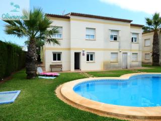 Planta baja con piscina muy bonita y cerca del mar - Oliva - 0