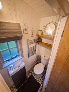 Unique Retreat Shepherd's Hut - Robeston Wathen - 5