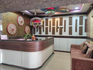 Monikanta Hotel - Near Airport Guwahati - Guwahati - 0