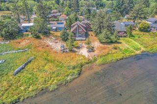 Schooner Creek Retreat - Lincoln City - 2