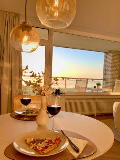 Panoramameerblicksuite direkt am Strand, Garage Wlan, Aufzug, Smarttv,Bettwäsche,Handtücher, Netflix uvm - Cuxhaven - 9