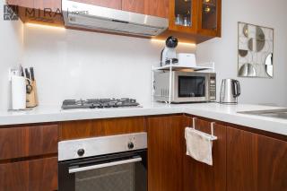 Mira Holiday Homes - Luxury 2 bedroom in Le Pont - Dubai - 7