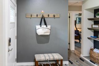 Canyon Lake Retreat by The Key Rentals - 4