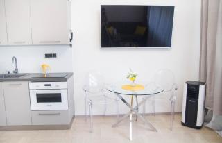 NEW Exclusive Residence with AC nearby METRO - Prag - 5
