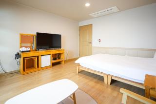 Fantastic Ocean View Sydney Hotel - Jeju - 6