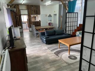 Studio charmant à Poligny de 80 m² avec vue sur jardin - Poligny - 7