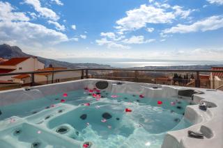 Hilltop Villa - Jacuzzi, Pool, Sauna - Kučine - 6