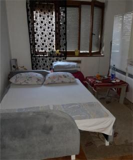 Comfy Apartment Free Parking - Sarajevo - 0
