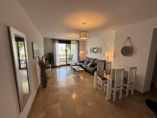 Quiet Family Apartment, 4 Pools, Close to The Beach And Golf, La Marina Alcaidesa 9 02 - La Alcaidesa - 8