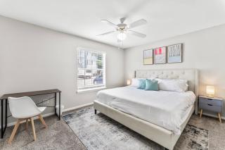 Spacious 2BR King Suites w Pool, Gym, Laundry - Close to Downtown - 7