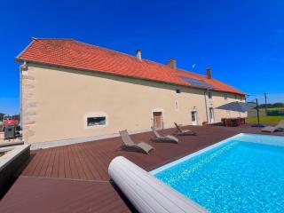 gite le montrambert - - 2