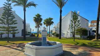 Casares del Mar Luxury Beach Apartment - 4