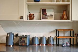 Cosy House Free Parking Close to Morden & Sutton - Morden - 7