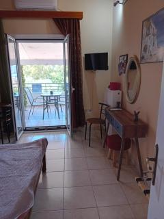 Valta's Room 2 - Paleros - 7