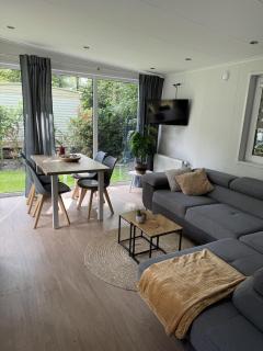 XaBo nr 129 op 5 sterren camping de Pallegarste aan de visvijver! - Mariënberg - 4