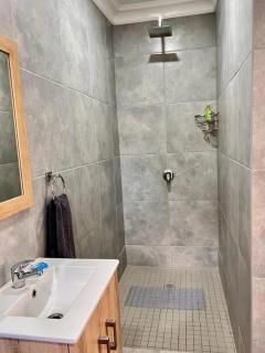 Verdiend En-suite Unit at Ngweni Private Game Farm - Hluhluwe - 2