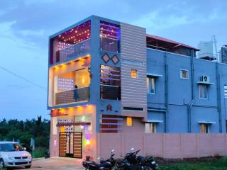 Nainika home stay way to Isha and marudhamalai - Coimbatore - 0