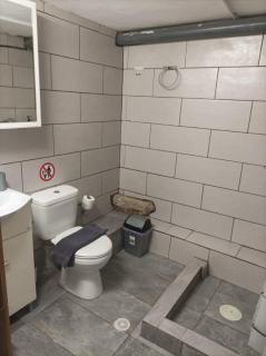 Βαχος rooms 5 - Tseratsiá - 2