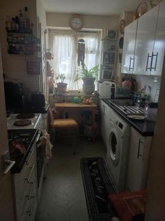 Couch bed - Elmers End - 6