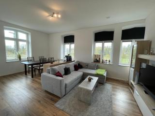 Living 3 Apartments - Neufahrn in Niederbayern - 0