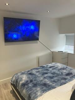Cute, Comfortable & Classy Condo - Manchester - 5