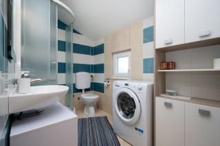 Apartments by the sea Vir - 22554 - 1