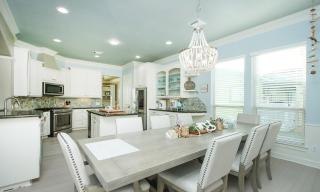 Waterfront Escape 4br Haven With Dock & Fire Pit - Clear Lake Shores - 7