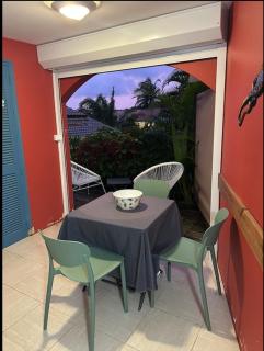 studio Sainte Anne 2mn a pieds de la plage ,possibilité location de voiture - 2