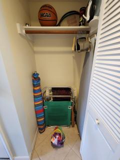 Newly Renovated 30 Seconds to Beach From Patio - 8