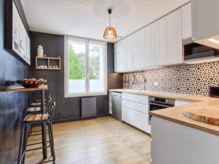 Maison de Charme à Merville-Franceville-Plage, 10 Pers, Proche Mer, Grande Terrasse et Studio Indépendant - FR-1-788-27 - 9