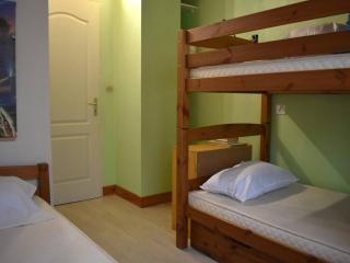 Grand appartement 7 pers en centre-ville de Font-Romeu avec vue sur les Pyrénées - FR-1-580-116 - 3