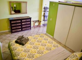 Beautiful 1bed 1bath Condo In Downtown Red Hook - - 4