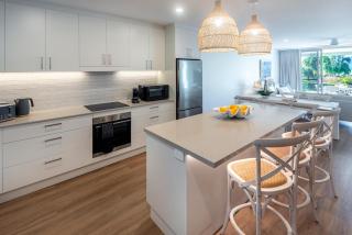 Lagoon Beachfront Lodge 006 on Hamilton Island by HamoRent - Hamilton Island - 5
