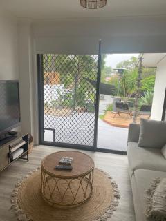 Bee Cottage - Gold Coast - 2