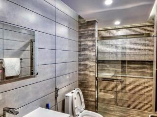 Comfort Inn 1BHK Elysium Tower Family Apartment - 7