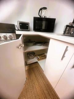 Millpond Basement Units - Richmond Hill - 3