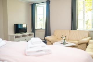 Landgasthof-Unter den Linden - - 1