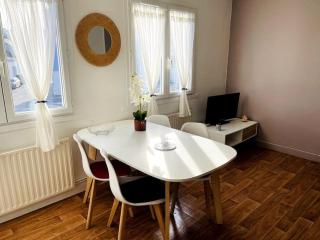 Appart, chantier naval, très cosy et vintage - 1