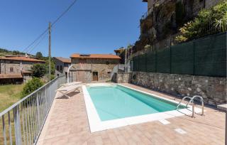 Nice Home In Nicciano With Jacuzzi - Piazza al Serchio - 1