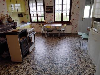Maison de charme à Mailly-Maillet avec jardin clôturé et cheminée - Mailly-Maillet - 9
