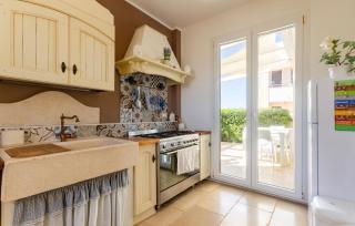 Gorgeous Home In Torre Santa Sabina - Torre Santa Sabina - 6