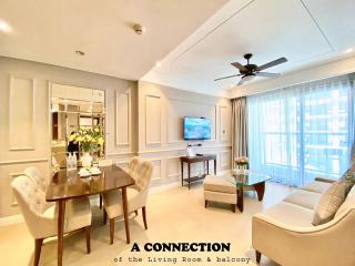 Luxurious apartment facing My Khe beach with 2 large beds FP - 8