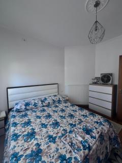 Seaview Apartments Right at The Beach - Durazzo - 1