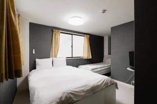 Super close to Dotonbori! Great location room#403 - 8