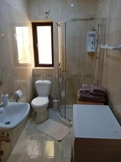 Serene Haven Apartment with Three spacious bedrooms - Marsaxlokk - 4