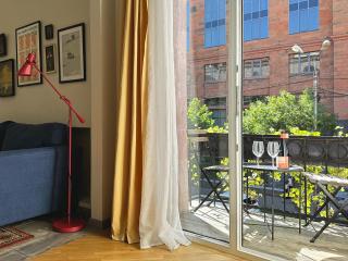 Your Charming Home, Steps to Republic Square - Erevan - 2