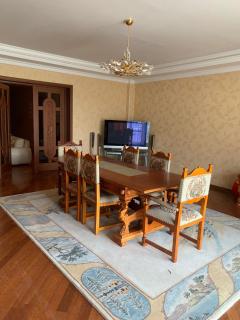 Central Deluxe Apartments Baku - Baku - 9