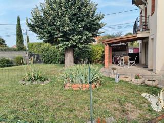 Location chambre spacieuse avec balcon et piscine - 3