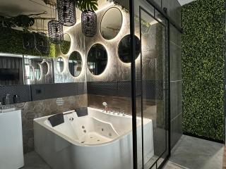 Doki SPA Apartments with Jacuzzi & Sauna - Danzig - 0